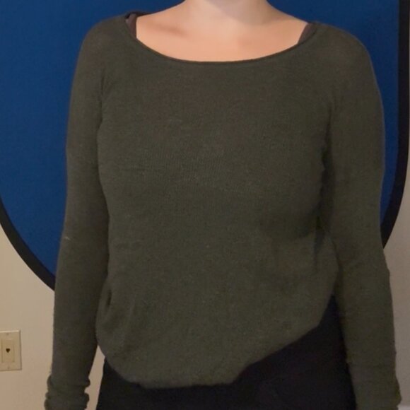 American Eagle Outfitters "Ahh-mazingly Soft' Dark Green Top, size small - Picture 5 of 5